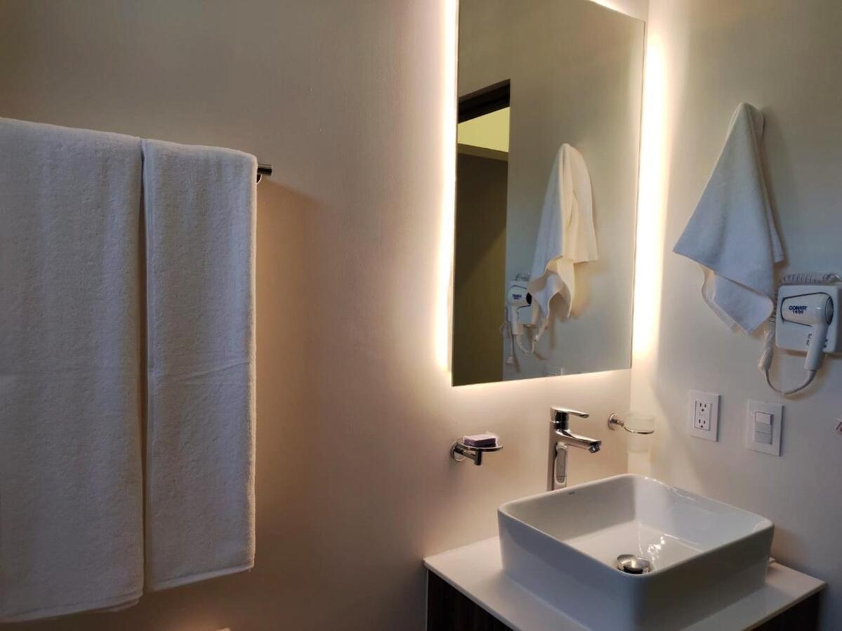 Modern With Grate View Pool&gym Aldea Zama Tulum